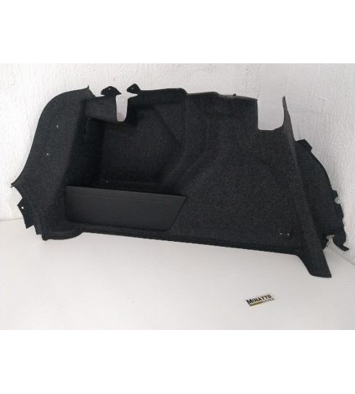 Acab. Interno Esquerdo Porta Mala Vw Jetta Tsi 2016