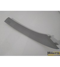 Acabamento Coluna Parabrisas Direita Bmw 320i 2011