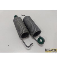 Molas Tampa Traseira Vw Jetta Tsi 2015