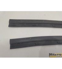 Borrachas Capô Dianteiro Vw Jetta Tsi 2016