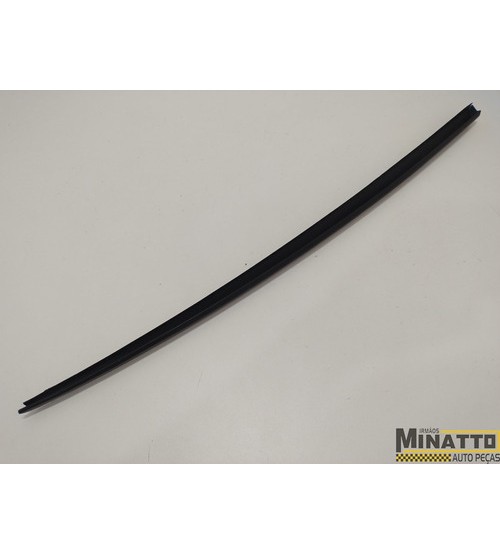 Acabamento Externo Direito Coluna Parabrisas Audi A6 2014