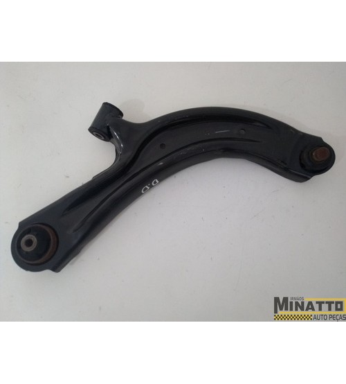 Bandeja Direita Nissan Sentra 2016