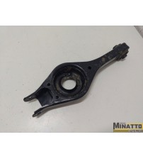 Bandeja Tras/esq Hyundai I30 2011