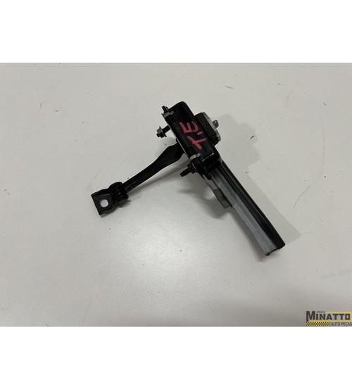 Limitador Da Porta Tras/esq Peugeot 2008 Allure 2020