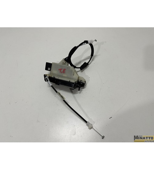 Fechadura Da Porta Tras/esq Peugeot 2008 Allure 2020