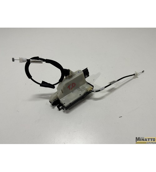 Fechadura Da Porta Tras/dir Peugeot 2008 Allure 2020