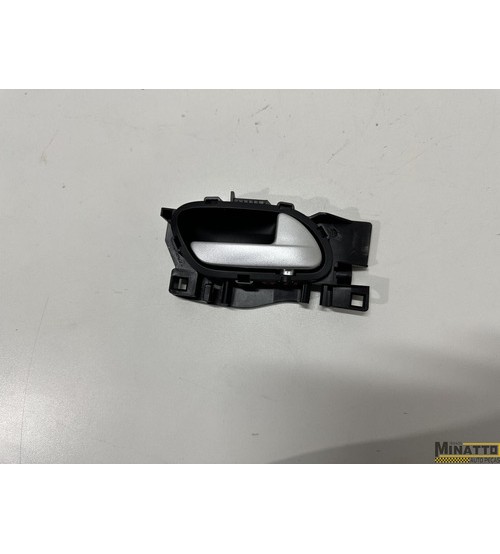 Maçaneta Interna Da Porta Dian/dir Peugeot 2008 Allure 2020