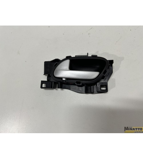 Maçaneta Interna Da Porta Tras/esq Peugeot 2008 Allure 2020