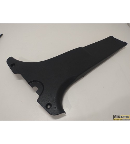 Acabamento Central Inf. Direito Renault Captur Intense 2022