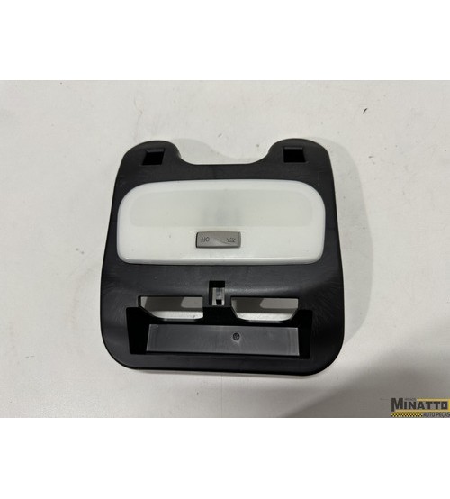 Luz Interna Traseira Do Teto Renault Captur Intense Tce 2022
