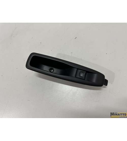 Botão Vidro Elétrico Tras/dir Reanult Captur Intense 2022