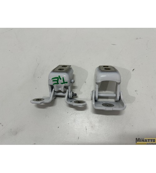 Dobradiça Da Porta Tras/esq Renault Captur Intense Tce 2022