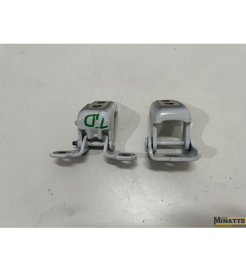 Dobradiça Da Porta Tras/dir Renault Captur Intense Tce 2022