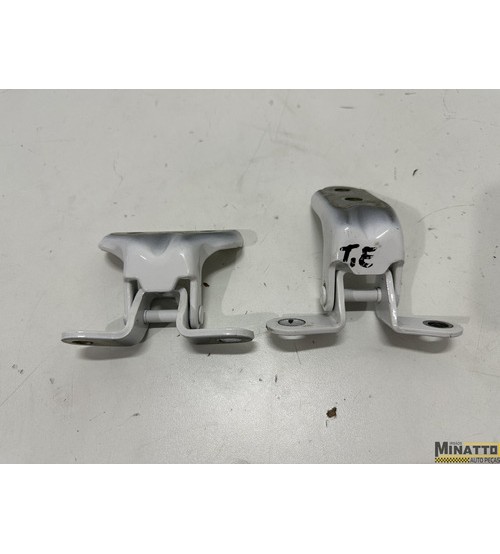 Dobradiça Da Porta Tras/esq Hyundai Creta Platinum 2024