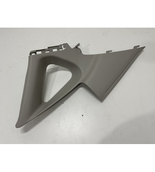 Acabamento Coluna Interna Tras/esq Nissan Sentra Sl 2019