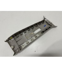 Acabamento Coluna Central Sup. Esquerda Nissan Sentra Sl 19