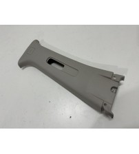 Acabamento Coluna Central Sup. Direita Nissan Sentra Sl 19