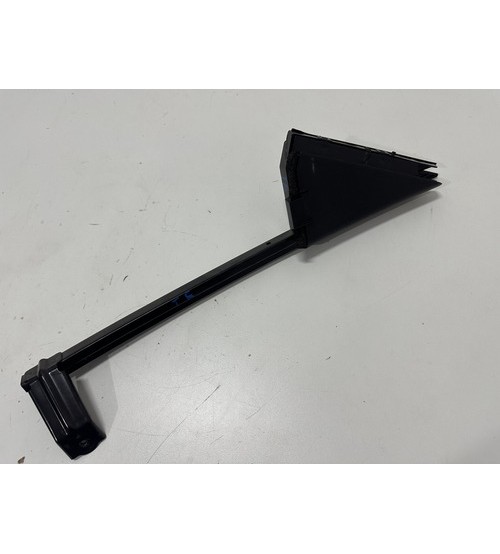 Acabamento Vidro Tras/esq Nissan Sentra Sl 2019