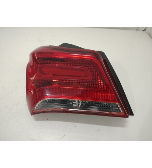 Laterna Tras/esq Gm Prisma 2019