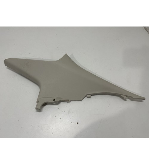 Acabamento Coluna Tras/dir Toyota Corolla Xei 2024