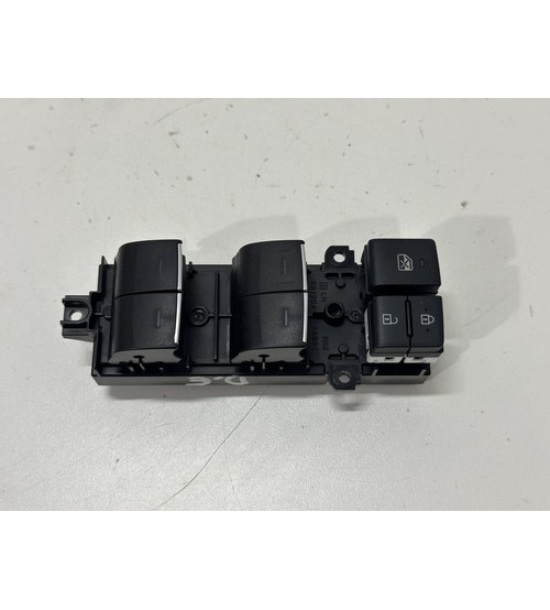 Botão Vidro Elétrico Dian/esq Toytota Corolla Xei 2024