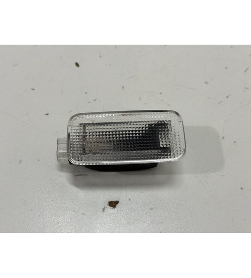 Luz Interna Porta Mala Toyota Corolla Xei 2024