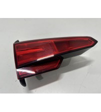 Lanterna Tras/esq Capô Audi A4 Tfsi Sline 2018