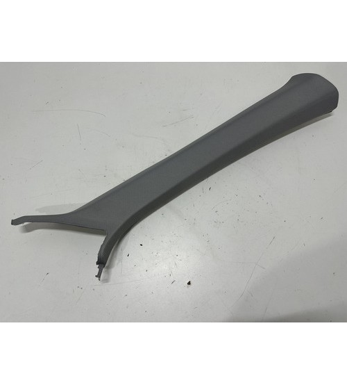 Acabamento Coluna Dian/dir Audi A4 Sline 2018