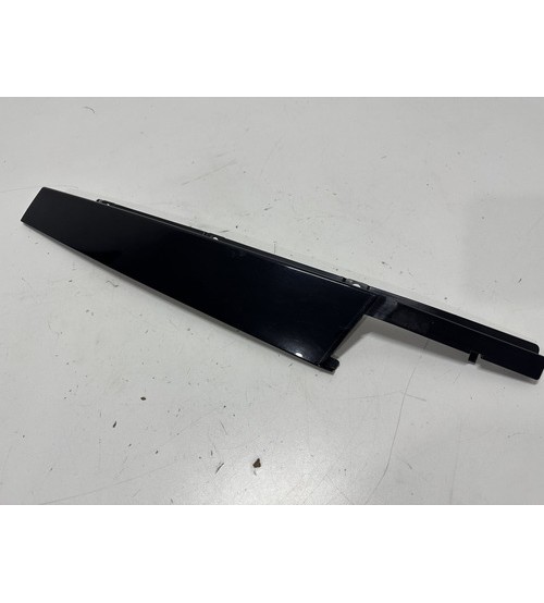 Acabamento Coluna Da Porta Ext. Dian/dir Audi A4 Sline 2018