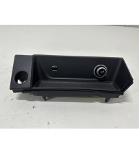 Acabamento Usb/12v Console Audi A4 Sline 2018