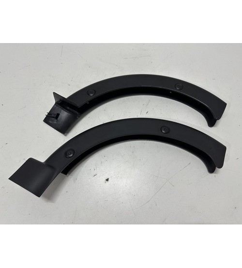 Acabamento Braços Capô Traseiro Audi A4 Sline 2018