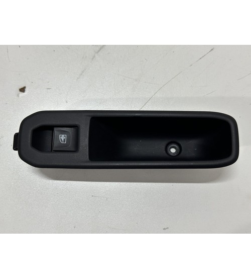 Botão Vidro Elétrico Tras/dir Renault Duster Iconic 2025