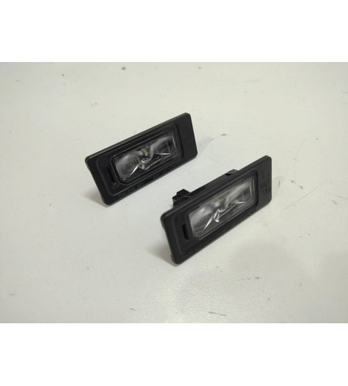 Luz De Placa Audi A4 Sline 2018