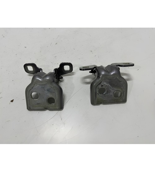 Dobradiça Da Porta Tras/esq Renault Duster Iconic 2025