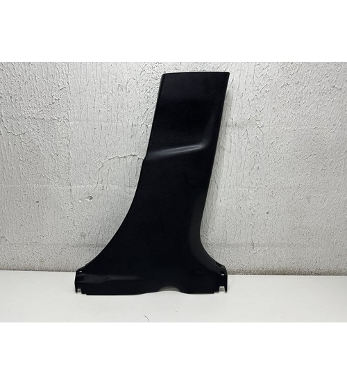 Acabamento Inf. Central Direito Toyota Corolla Altis 2020