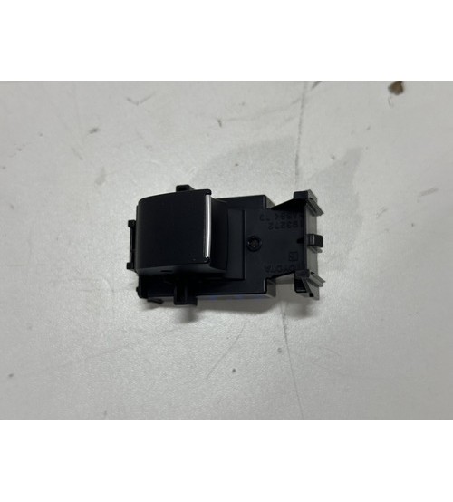 Botão Vidro Elétrico Tras/dir Toyota Corolla Altis 2020