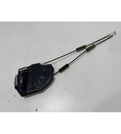 Fechadura Da Porta Tras/esq Toyota Corolla Altis 2020