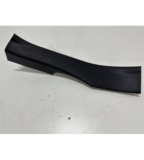 Soleira Da Porta Tras/dir Toyota Corolla Altis 2020