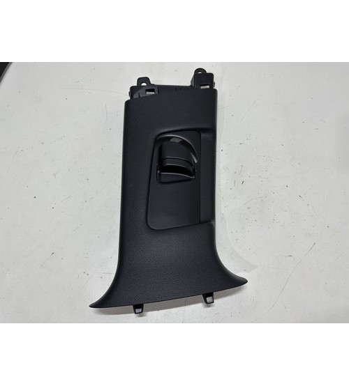 Acabamento Coluna Sup. Direita Toyota Corolla Altis 2020