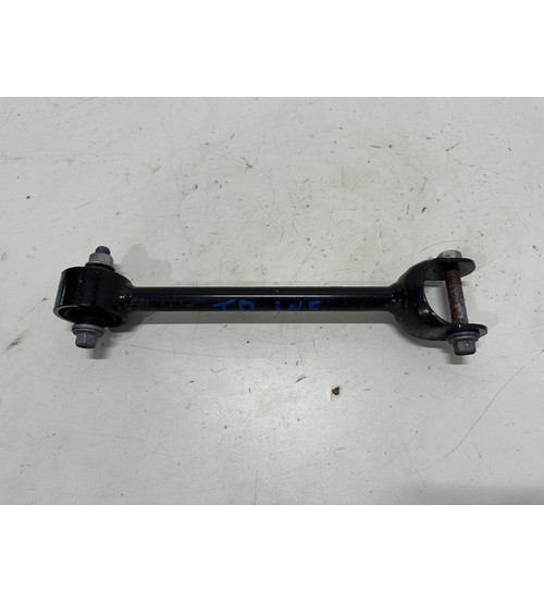 Braço Inf. Suspensão Tras/dir Toyota Corolla Altis Hyb 2020