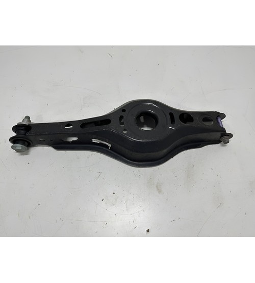 Bandeja Suspensão Traseira Toyota Corolla Altis Hybrid 2020