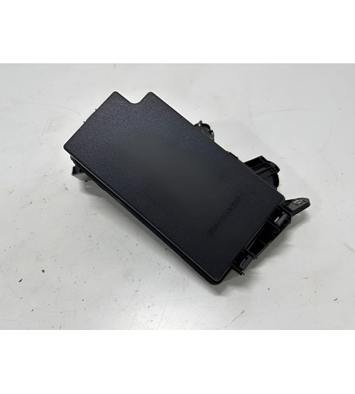 Suporte Caixa Fusiveis Toyota Corolla Altis Hybrid 2020