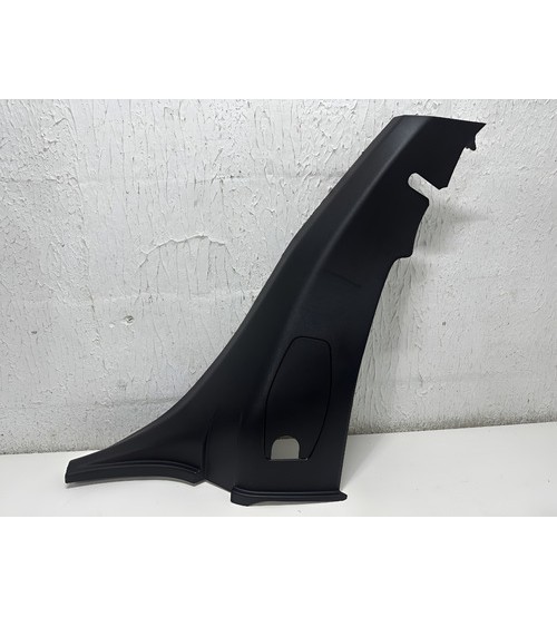 Acabamento Lateral Banco Tras/dir Fiat Fastback Abarth 2023