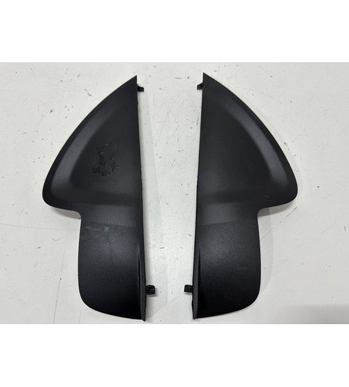 Acabamentos Laterais Painel Fiat Fastback Abarth 2023