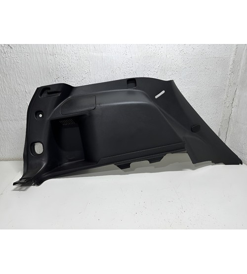 Acabamento Interno Tras/esq Porta Mala Gm Equinox Premier 22