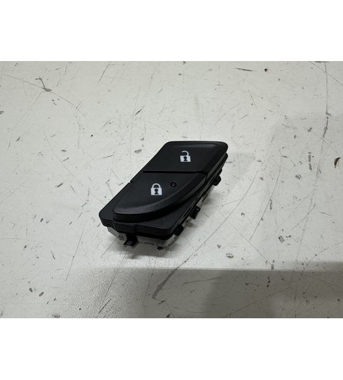 Botão Travamento Porta Dian/esq Gm Equinox Premier 2022