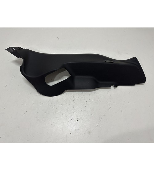 Acabamento Tras/dir Lateral Banco Gm Onix Premier2 2024