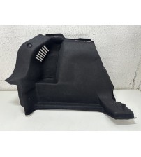 Acabamento Carpe Interno Tras/esq Porta Mala Gm Onix Pr2 24