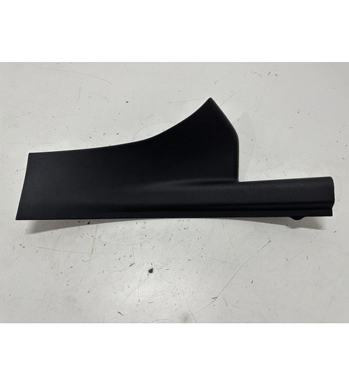 Soleira Da Porta Tras/dir Gm Onix Premier 2024