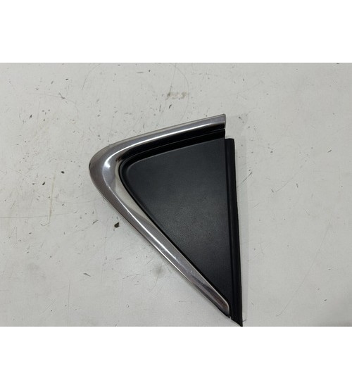 Acabamento Ext. Lateral Tras/esq Gm Onix Premier Hatch 2024